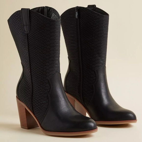 torrid Shoes - Plus Size - Mid-Shaft Western Cowboy Boot (WW) - Torrid